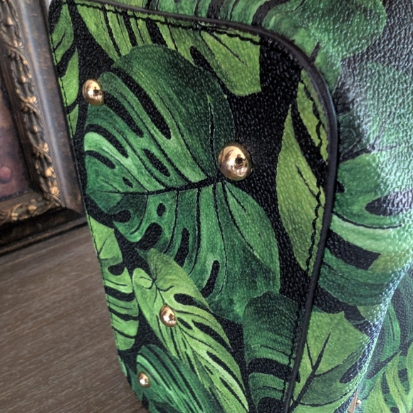 Dooney & Bourke Montego Mini Barlow - Picture 9 of 16